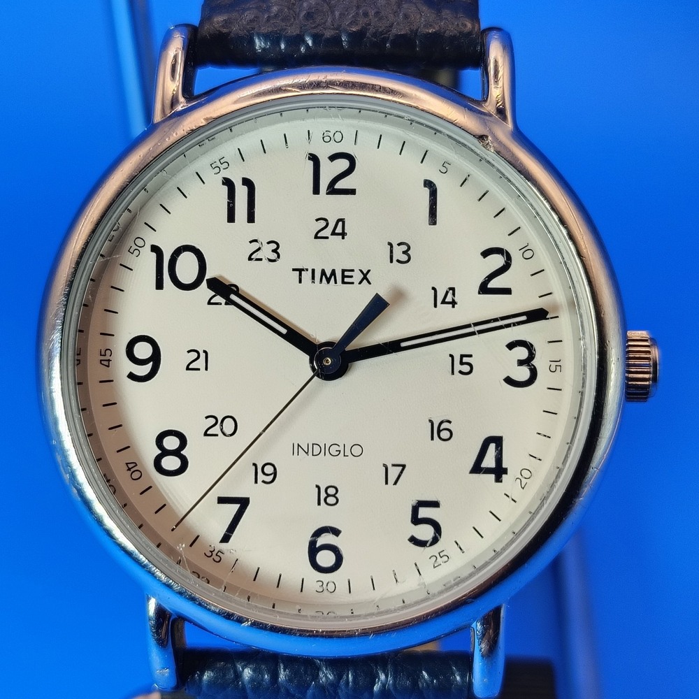 Vintage 2009 Timex Weekender 40mm Mens Quartz Dress Watch NEW strap (No Indiglo)